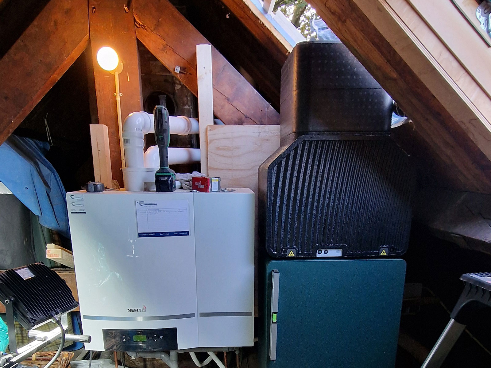 Placement of thermally driven heat pump in historic house